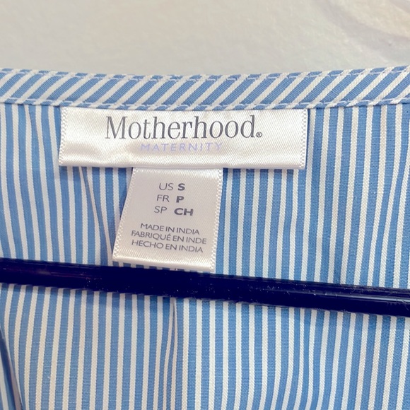 Motherhood Maternity | Blue & white striped V-neck tunic top w/sash | Si… - Picture 2 of 8